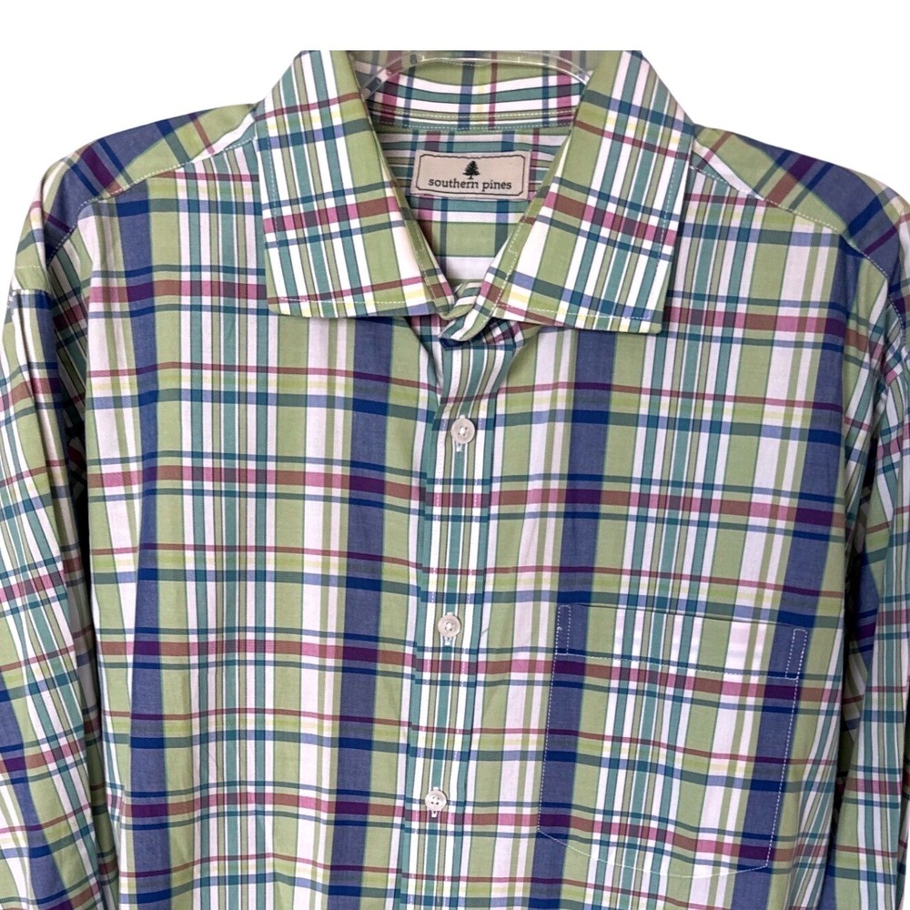 Southern Pines green, blue, white plaid pattern men's button-up shirt size‎ L